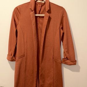 Salmon midi light trench